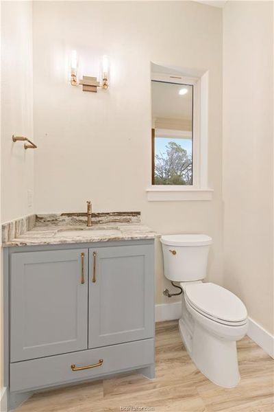 Furnished interior view inside a new home in , Franklin (Image 33).