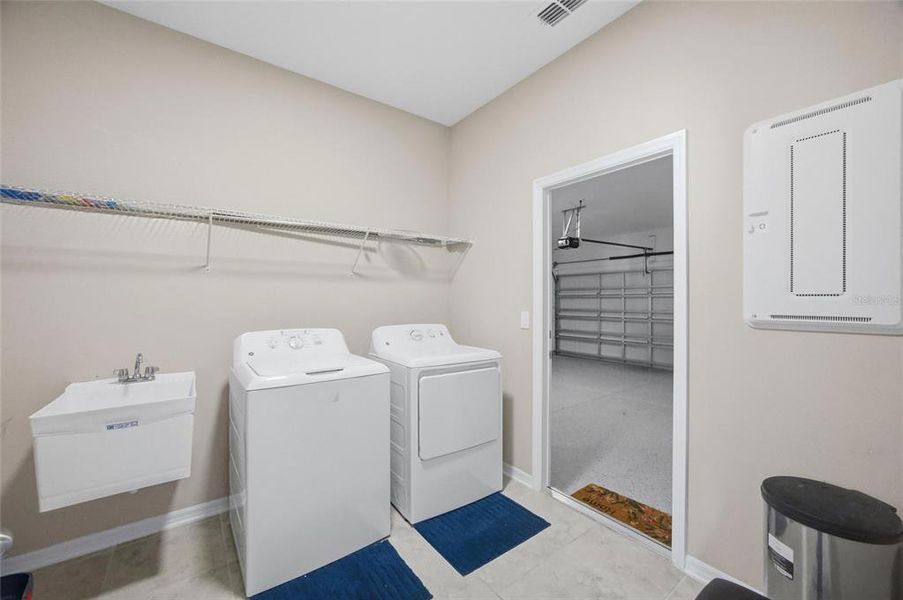 Furnished interior view inside a new home in , Zephyrhills (Image 11).