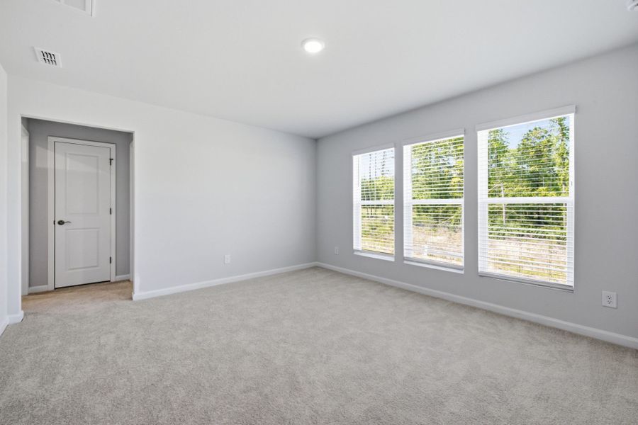 Spacious, unfurnished interior of a new home in Carpenter Falls, Durham (Image 31).
