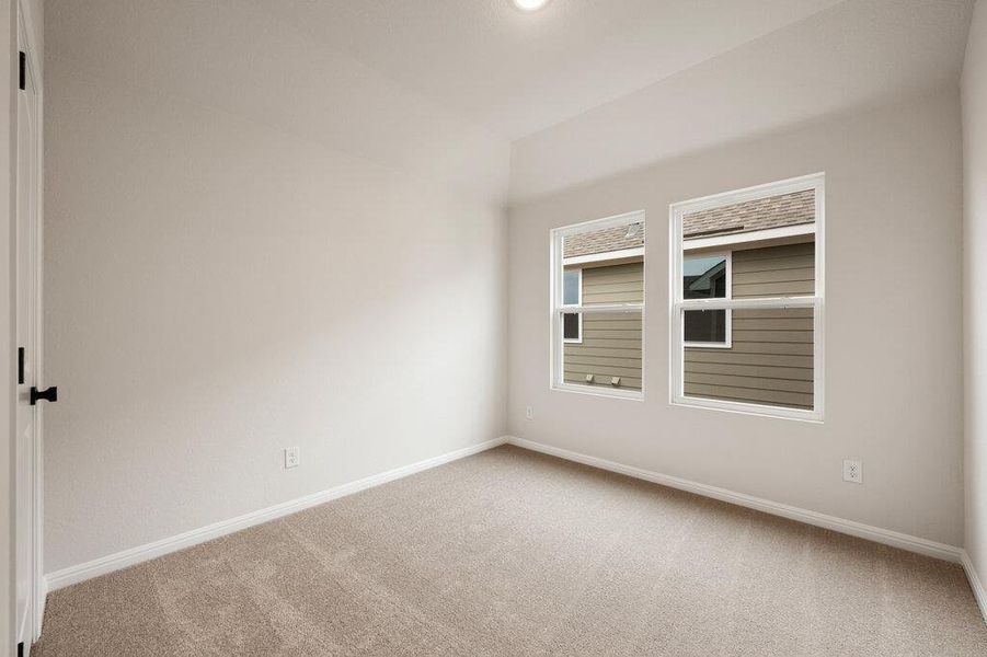 Spacious, unfurnished interior of a new home in Patterson Ranch, Georgetown (Image 26).