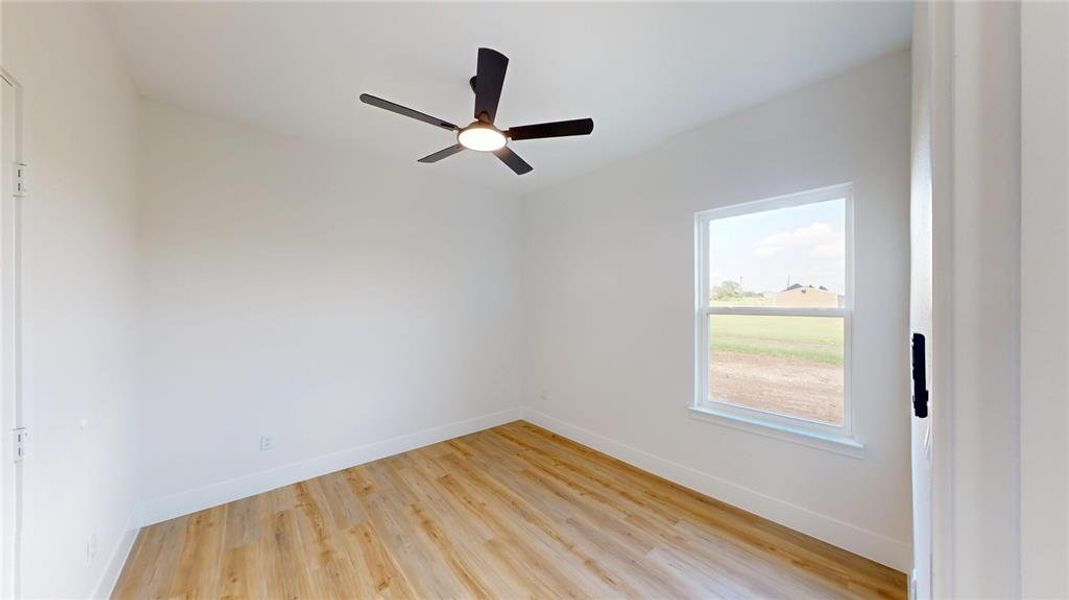 Spacious, unfurnished interior of a new home in , Greenville (Image 21).