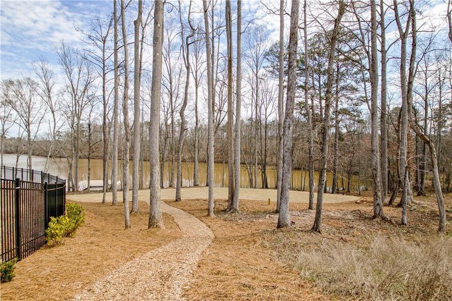 Natural landscape and outdoor views near  in Newnan (Image 27).