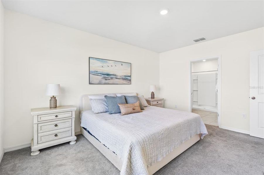 Furnished interior view inside a new home in , Wesley Chapel (Image 9).