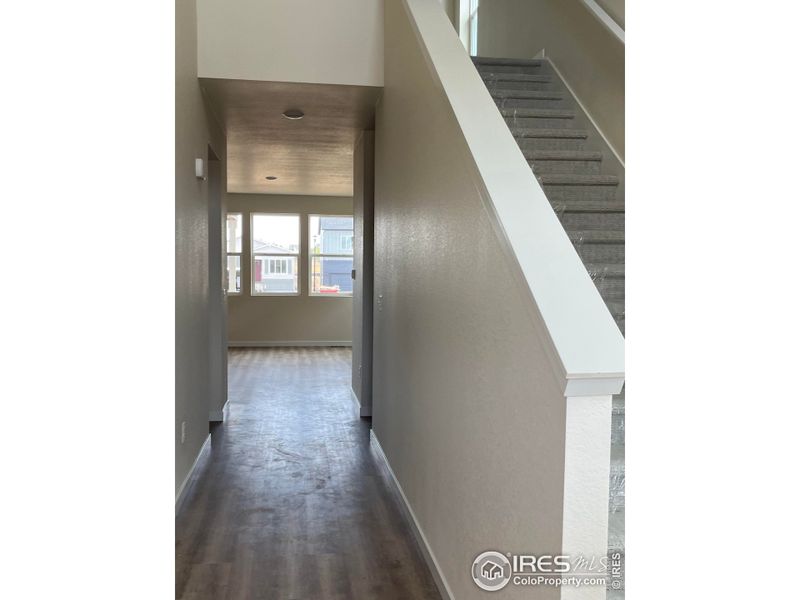 Spacious, unfurnished interior of a new home in Bloom, Fort Collins (Image 17).