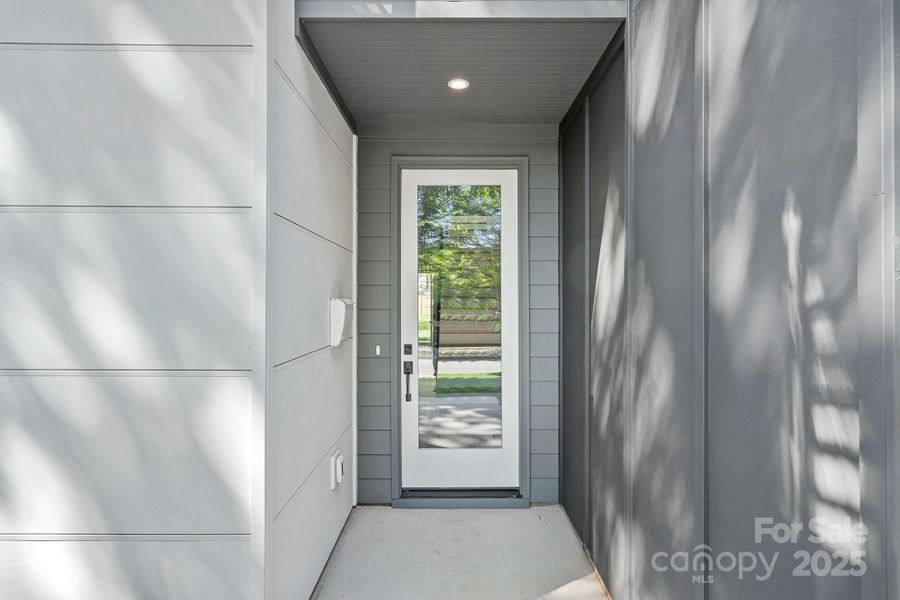 Image 33 of a home in . Image 33 of a home in .