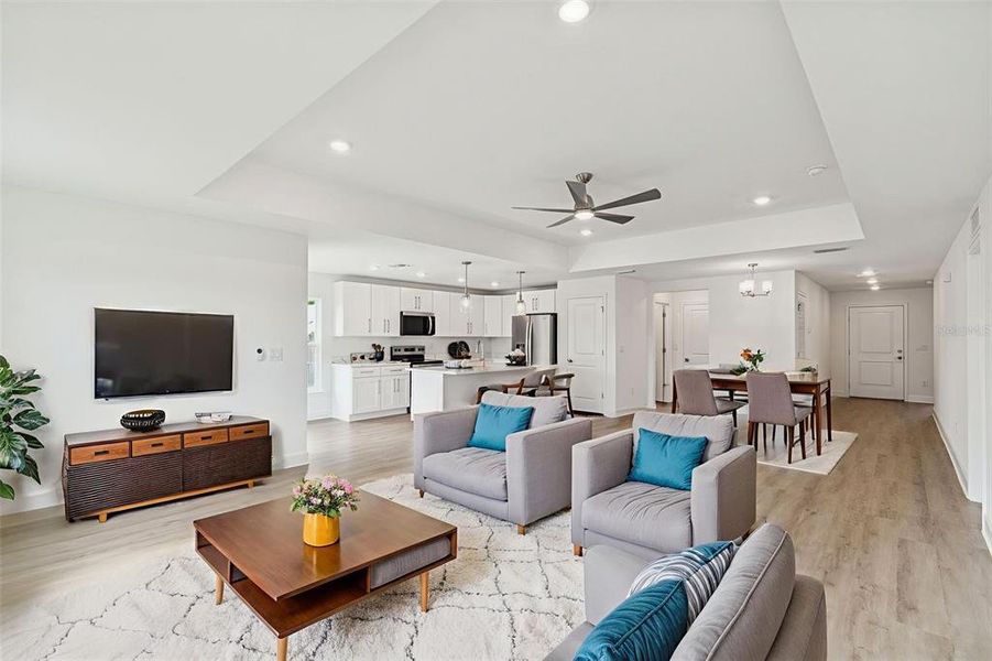 Furnished interior view inside a new home in , Spring Hill (Image 16).