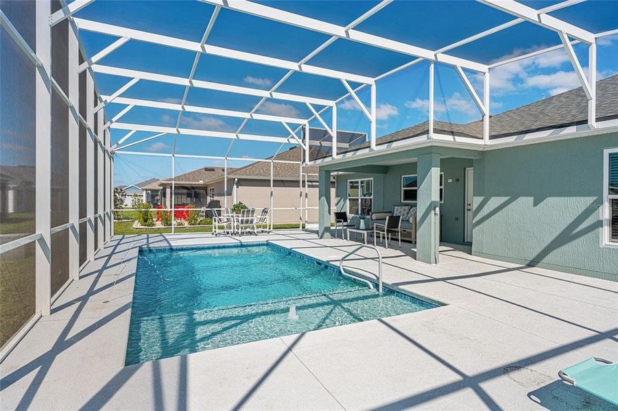 Exterior details and patio area of a home in , The Villages (Image 3).