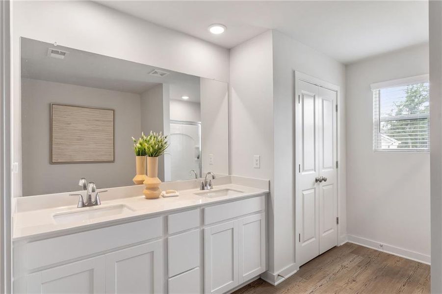 Furnished interior view inside a new home in , Lawrenceville (Image 8).