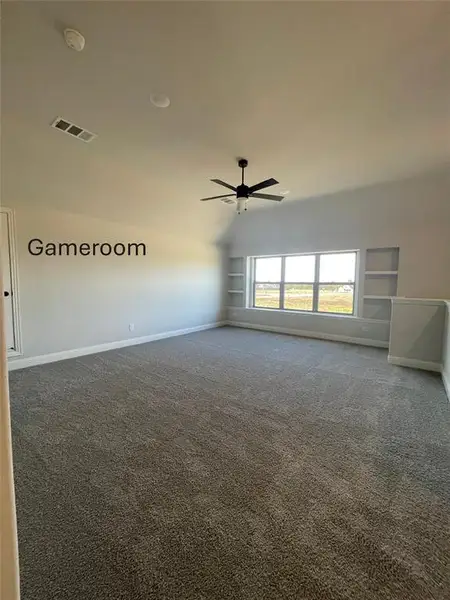 Spacious, unfurnished interior of a new home in Mercer Meadows, Royse City (Image 14).