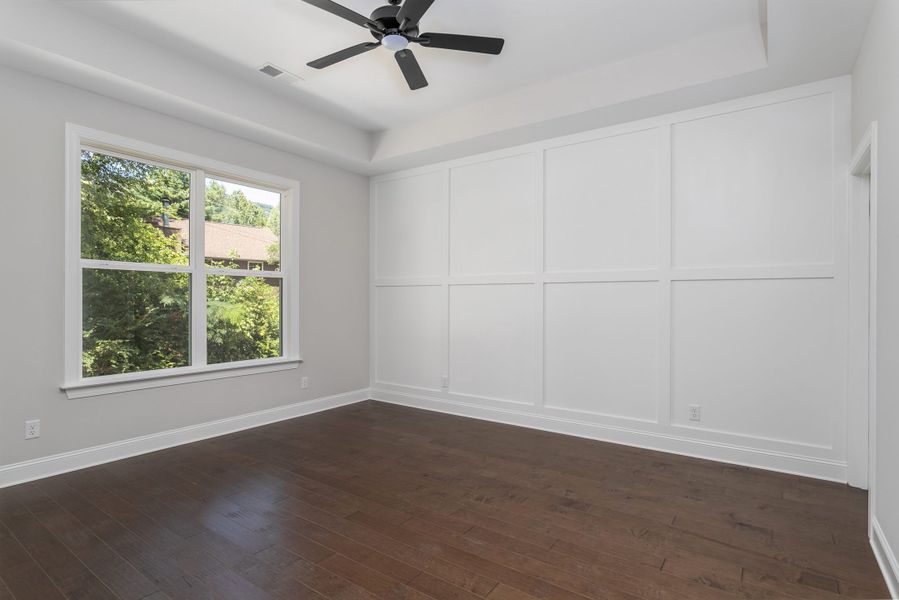 Representative unfurnished interior of a home built from the The Redwood by Greentech Homes LLC in The Thicket at Sedman Hills, Hixson (Image 14).