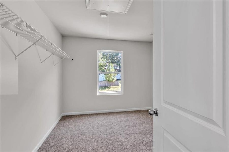 Spacious, unfurnished interior of a new home in Sweetlake Grove, Mableton (Image 33).