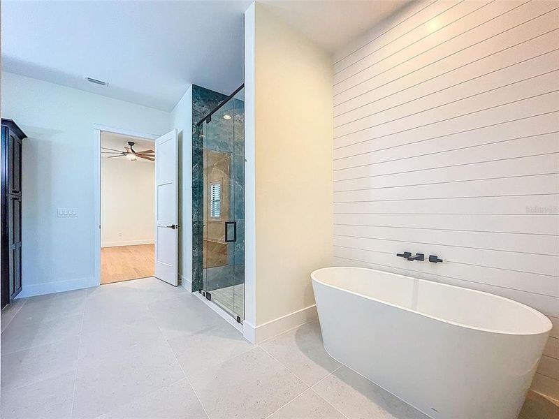 Furnished interior view inside a new home in , Tampa (Image 42).