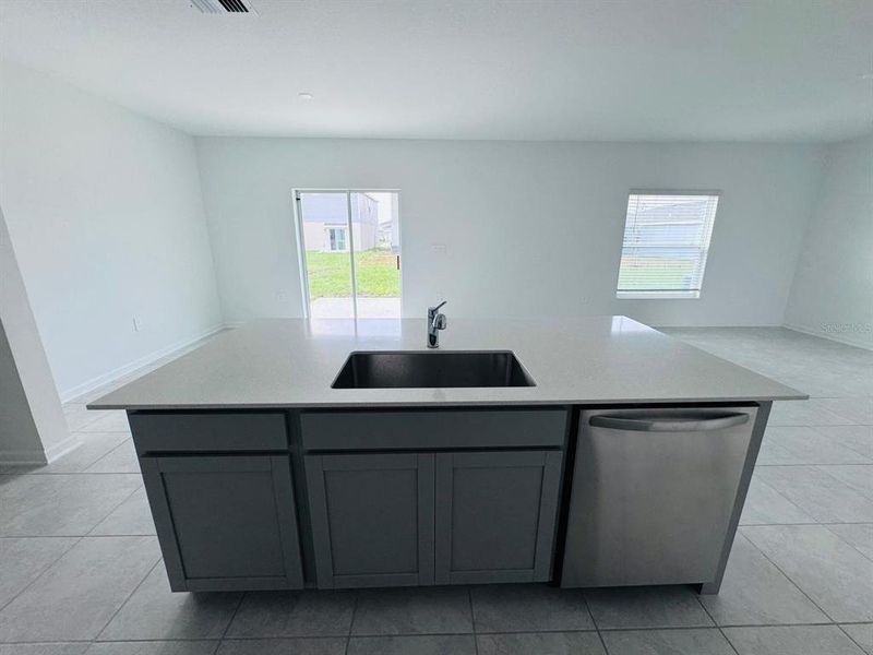 Furnished interior view inside a new home in Peace Creek Reserve, Winter Haven (Image 7).