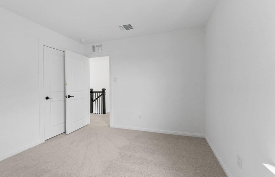 Spacious, unfurnished interior of a new home in Horizon Lake, Leander (Image 33). Spacious, unfurnished interior of a new home in Horizon Lake, Leander (Image 33).