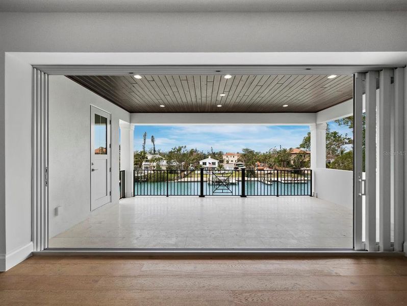 Exterior details and patio area of a home in , Sarasota (Image 4).