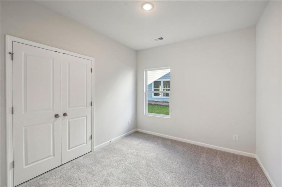 Spacious, unfurnished interior of a new home in Neely Farm, Covington (Image 29).
