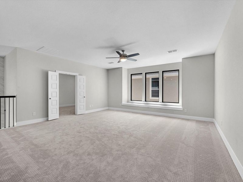 Spacious, unfurnished interior of a new home in Cross Creek Ranch 65′, Fulshear (Image 14). Spacious, unfurnished interior of a new home in Cross Creek Ranch 65′, Fulshear (Image 14).