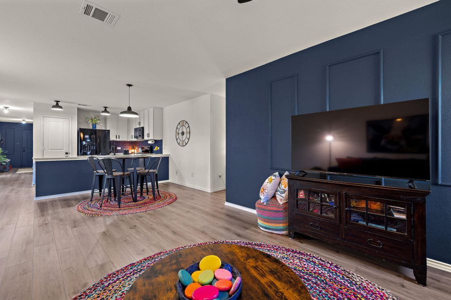 Spacious living area with plenty of room for relaxing and entertaining. Spacious living area with plenty of room for relaxing and entertaining.