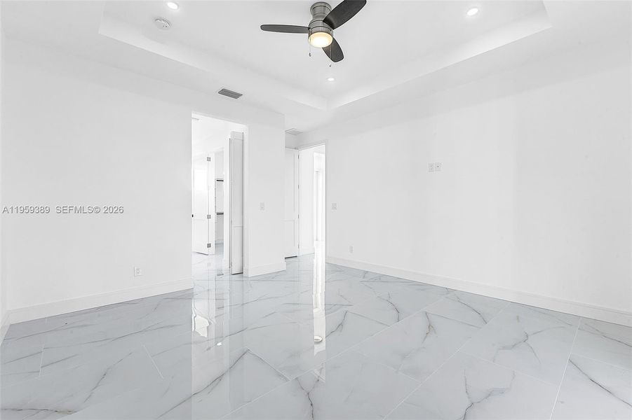 Spacious, unfurnished interior of a new home in , Cape Coral (Image 17). Spacious, unfurnished interior of a new home in , Cape Coral (Image 17).
