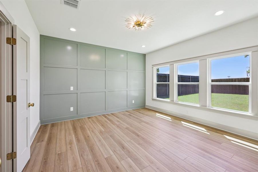 Spacious, unfurnished interior of a new home in , North Richland Hills (Image 28).