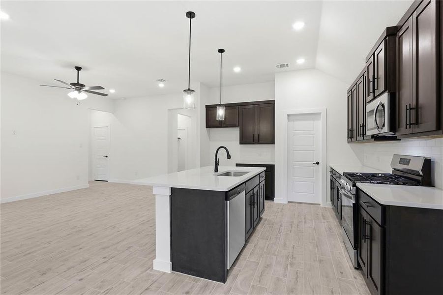 Furnished interior view inside a new home in Meadow Lakes, Fort Worth (Image 13).