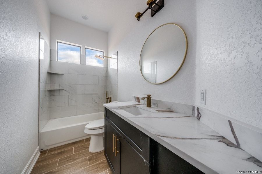 Furnished interior view inside a new home in , Floresville (Image 10).