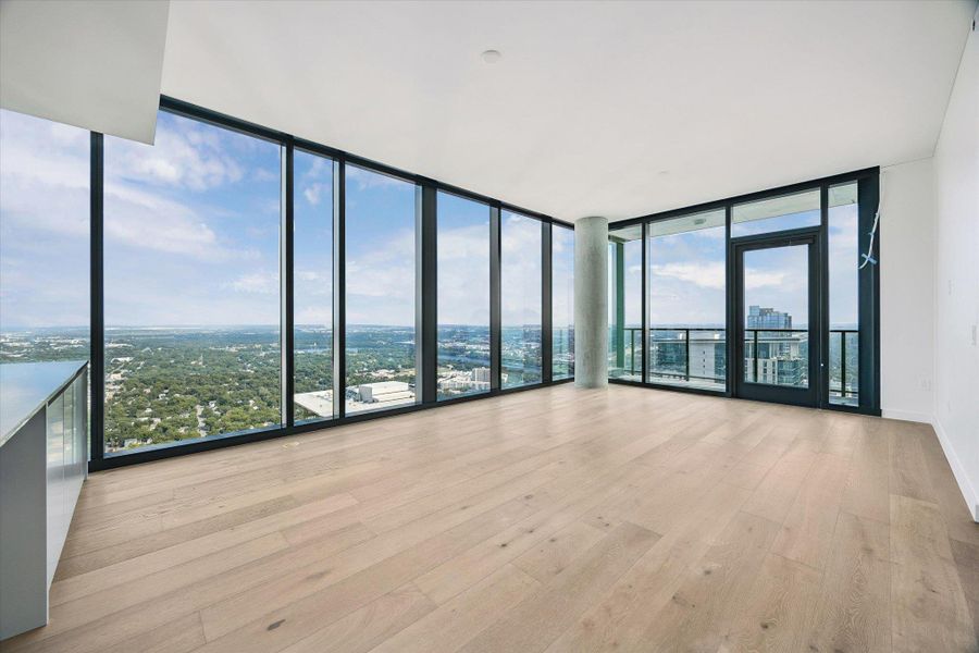 Spacious, unfurnished interior of a new home in , Austin (Image 13).