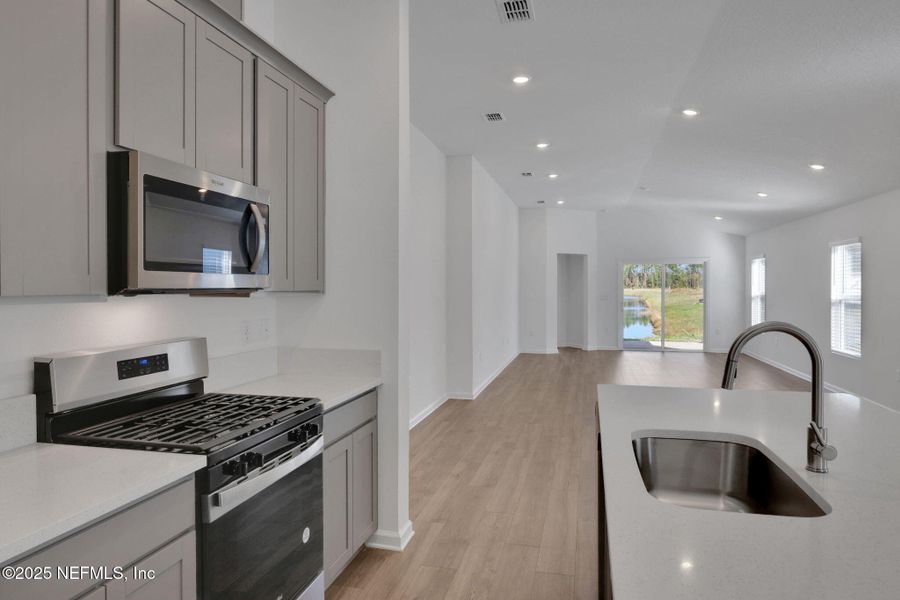 Furnished interior view inside a new home in Cedar Creek, Jacksonville (Image 7).