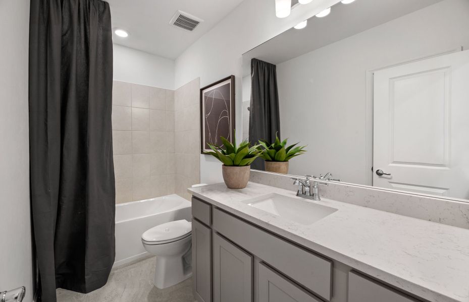 Representative furnished interior of a home built from the Daniel by Centex in Caloosa Cove, Labelle (Image 33). Representative furnished interior of a home built from the Daniel by Centex in Caloosa Cove, Labelle (Image 33).