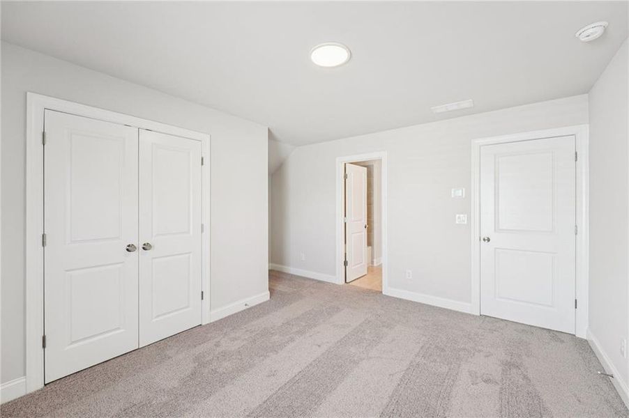 Spacious, unfurnished interior of a new home in Palisades Single Family, Cumming (Image 49).