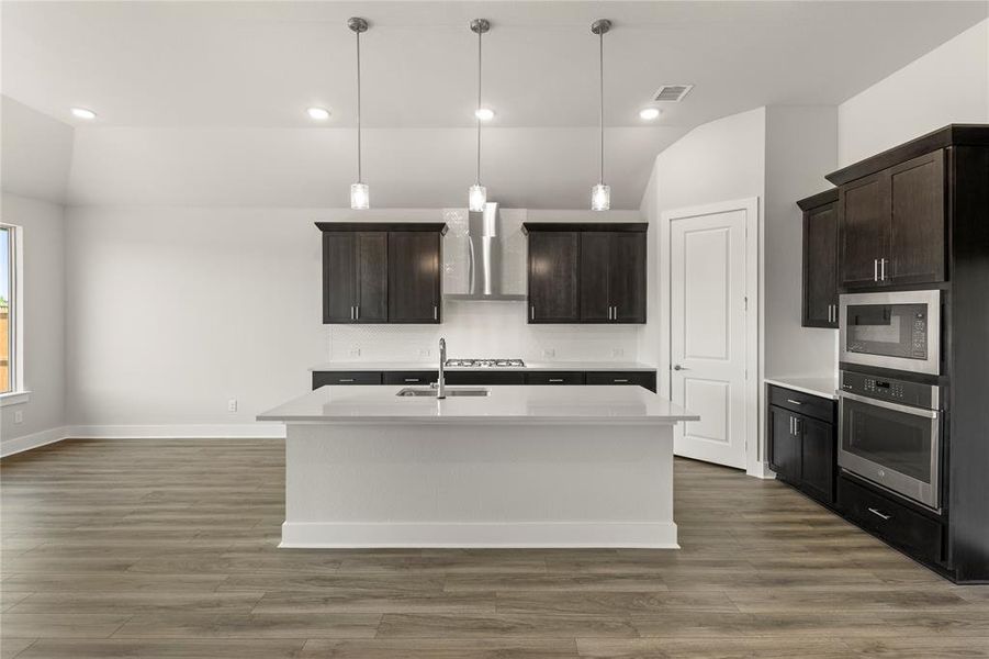 Furnished interior view inside a new home in Somerset Park, Rockwall (Image 12).