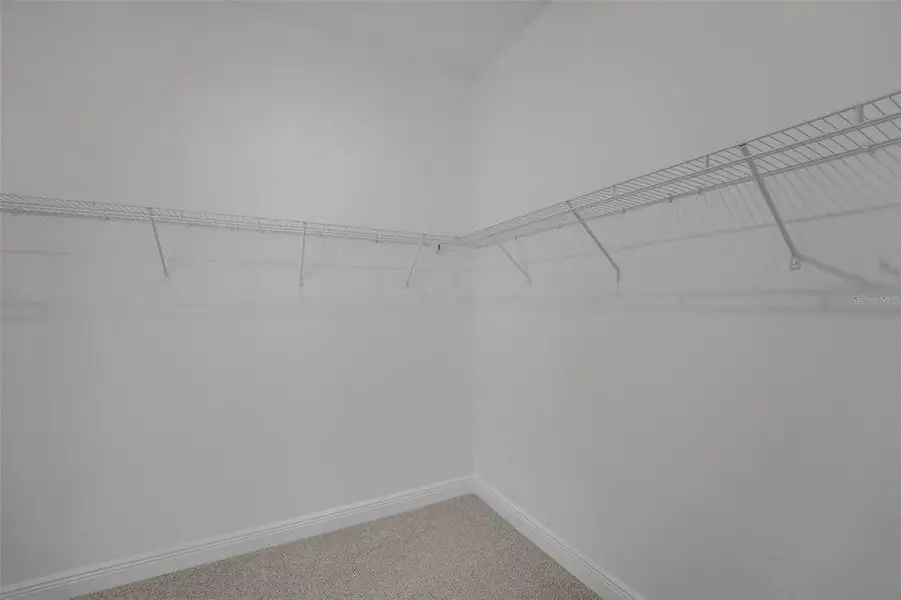 Spacious, unfurnished interior of a new home in Avalon Woods, Winter Garden (Image 39).