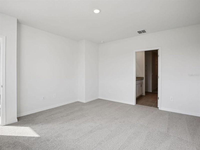Spacious, unfurnished interior of a new home in Oakfield Trails - Premier Series, Parrish (Image 13).