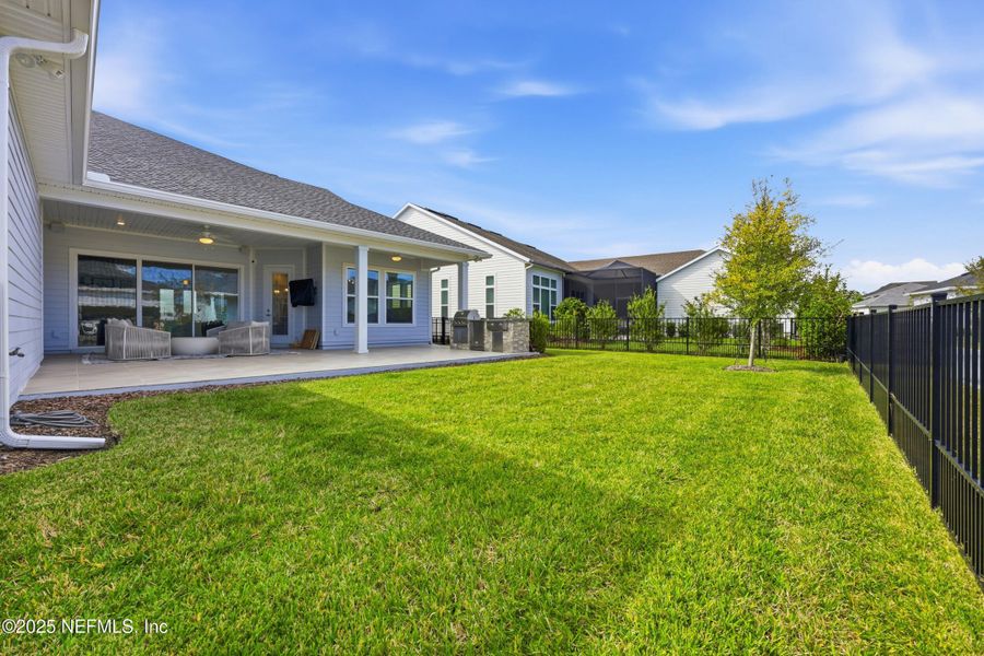 Exterior details and patio area of a home in , Jacksonville (Image 29).
