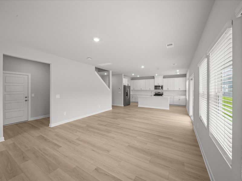 Spacious, unfurnished interior of a new home in Shiloh Valley, Piedmont (Image 12).