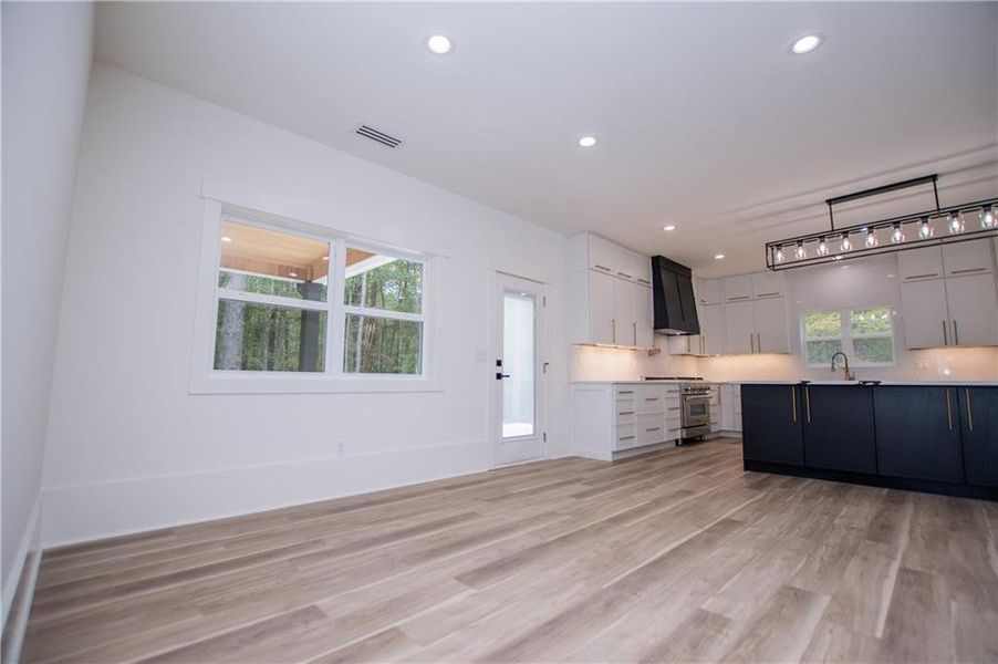 Spacious, unfurnished interior of a new home in , Newnan (Image 47).