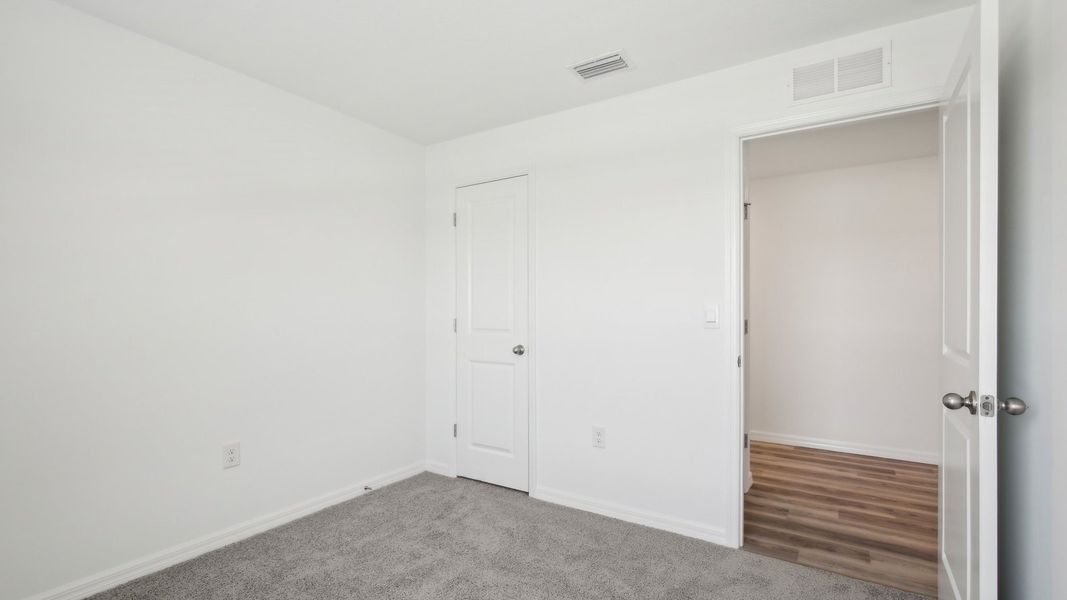 Spacious, unfurnished interior of a new home in Brookside, Ruskin (Image 14).
