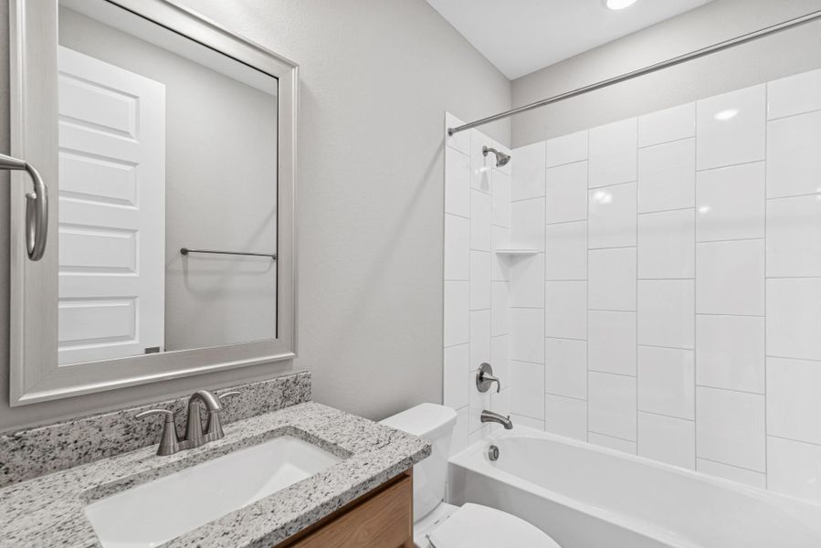 Furnished interior view inside a new home in Retreat at Oak Park, Houston (Image 8).