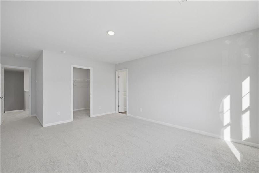 Spacious, unfurnished interior of a new home in Stegall Village, Emerson (Image 23).