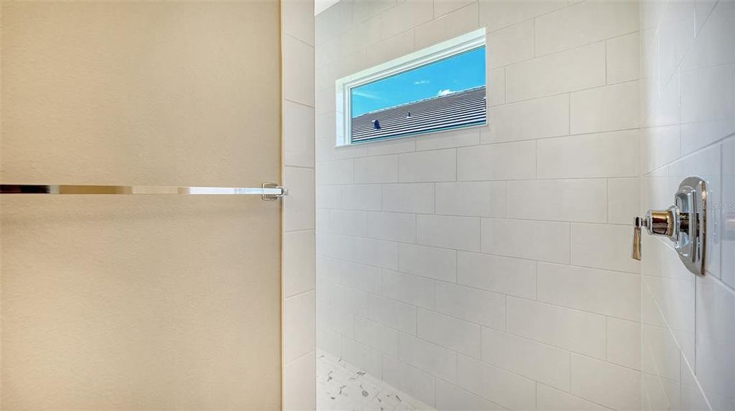 Close-up of interior finishes inside a home in Palmera, Venice (Image 13). Close-up of interior finishes inside a home in Palmera, Venice (Image 13).
