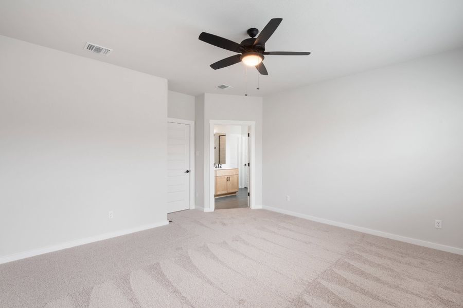 Spacious, unfurnished interior of a new home in Park Central, Georgetown (Image 36).