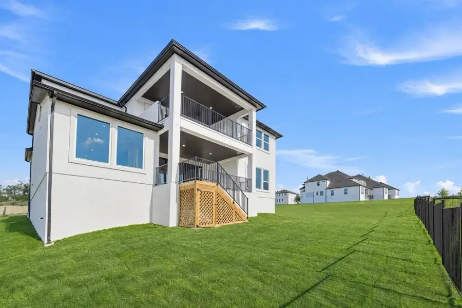 Exterior details and patio area of a home in Travisso, Leander (Image 4).