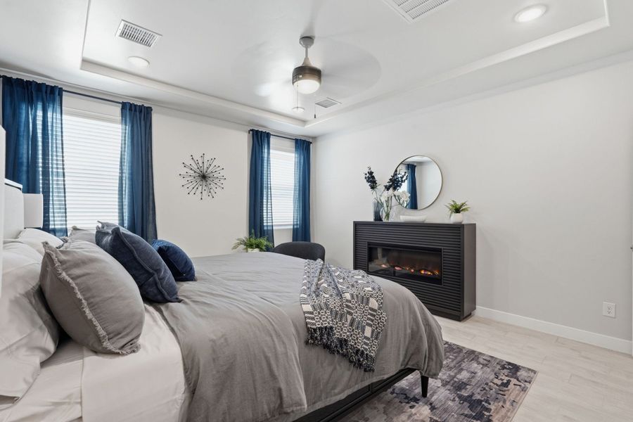 Representative furnished interior of a home built from the Santa Rosa by Hakes Brothers in Paseo Del Este, El Paso (Image 18).