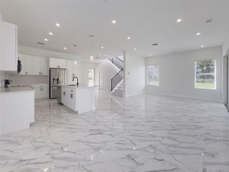 Spacious, unfurnished interior of a new home in , Port St. Lucie (Image 50).