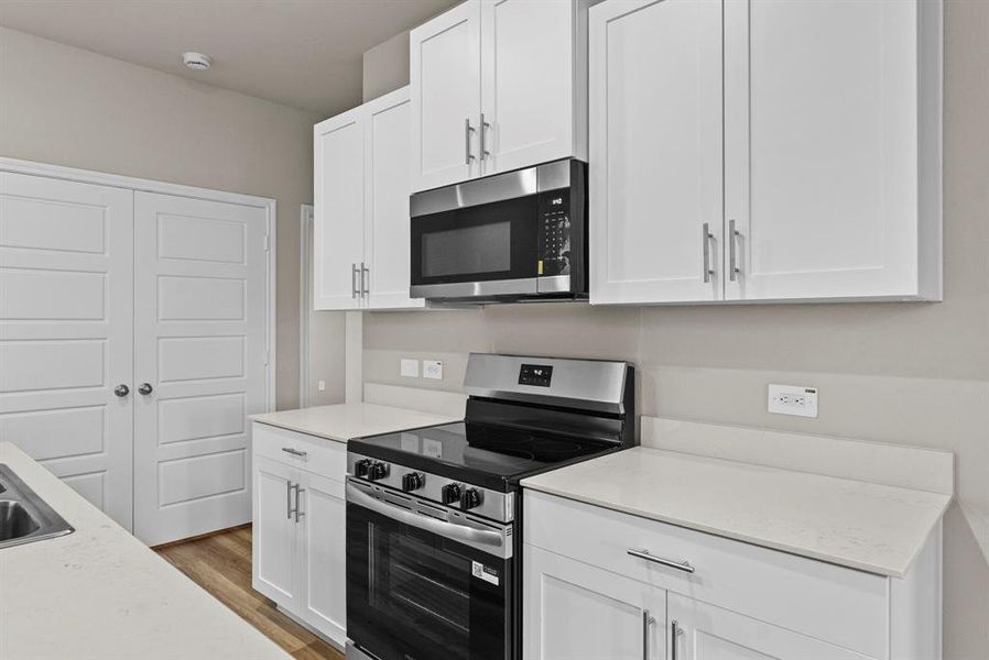 Furnished interior view inside a new home in Orchard Village, Fort Worth (Image 10).