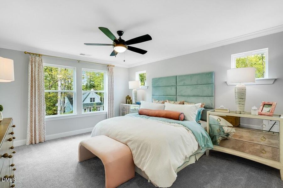 willow-master-bedroom-001