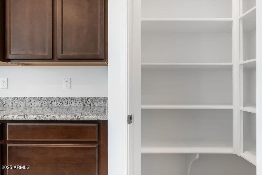 hj-az-phoenix-asante-passage-yellowstone hj-az-phoenix-asante-passage-yellowstone