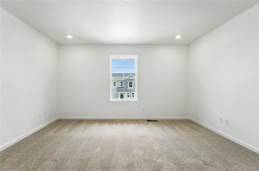 2086 Wagon Wheel Aly ~ Ready Now