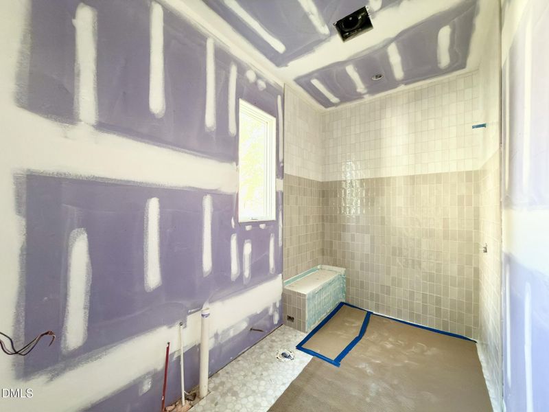 629F39B6-F8AA-4B71-946F-59438FFC2AFB_1_1