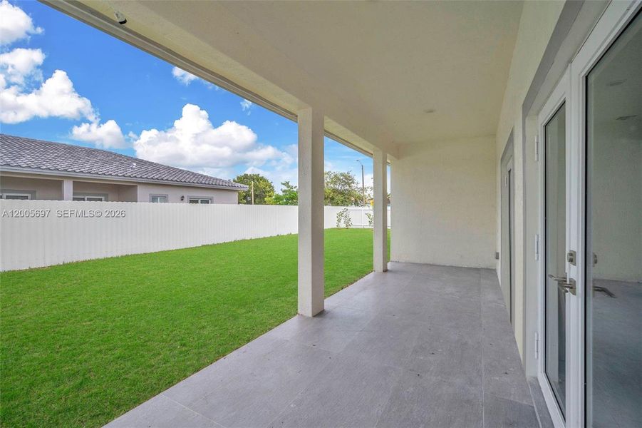 Exterior details and patio area of a home in , Homestead (Image 26).